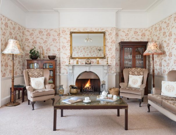 Acorn House Hotel Living Area